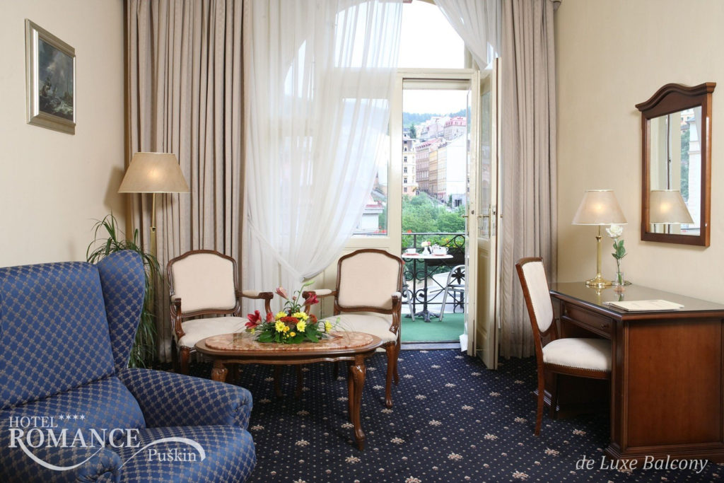 Room De Luxe Balcony with view to the colonnade